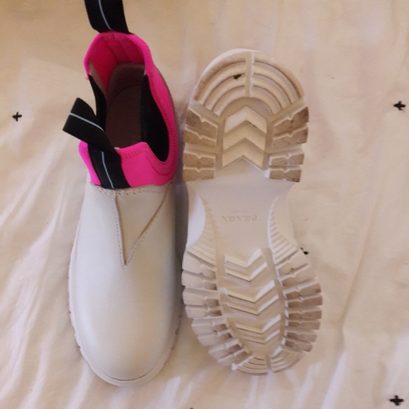 Prada Chelsea Boot - Picture 4 of 4